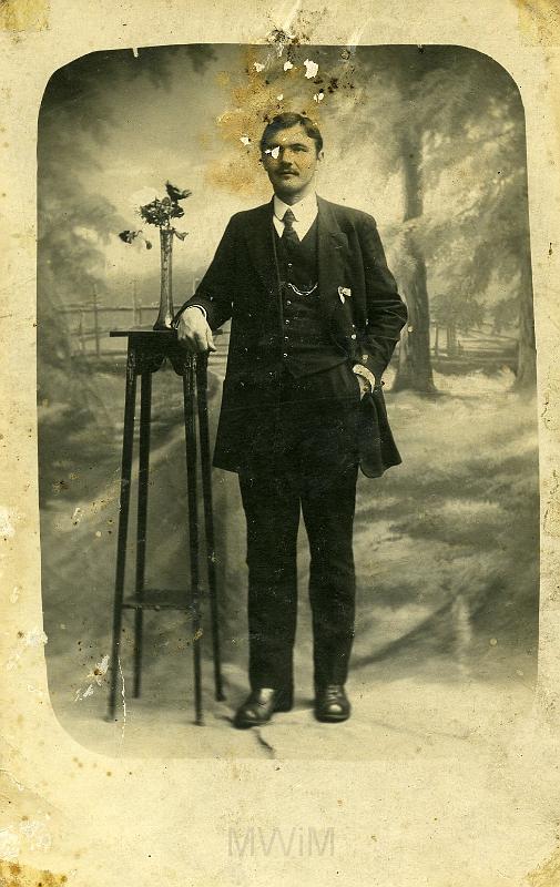 KKE 3476.jpg - Norbert Nierotkiewicz - mieszkaniec Dołhego, Bereźnica, 1921 r.